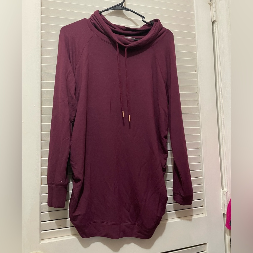 🎉HP🎉NWOT Women’s Maternity Long Sleeve Loose Wine Sweatshirt